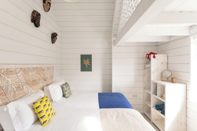 Imagen de la habitación del Hotel Three Mile Beach. Foto 3