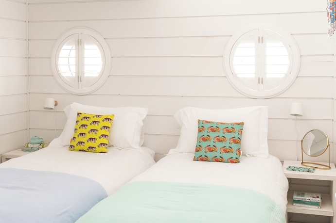 Imagen de la habitación del Hotel Three Mile Beach. Foto 9