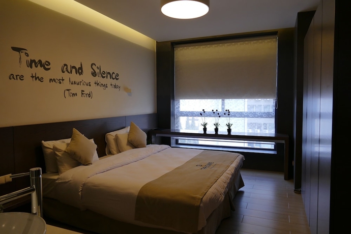 Imagen de la habitación del Hotel Three Onine Urban House. Foto 2