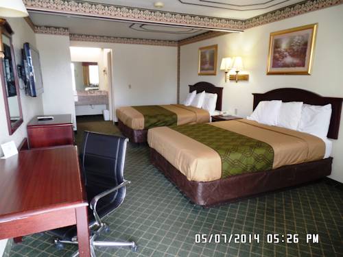 Imagen de la habitación del Hotel Three Rivers Executive Inn & Suites By OYO. Foto 8