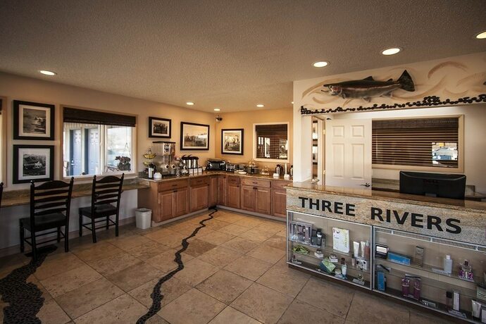 Imagen general del Hotel Three Rivers Inn. Foto 6