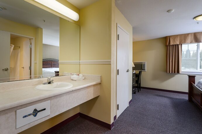 Imagen general del Hotel Three Rivers Inn, Sedro-Woolley. Foto 9