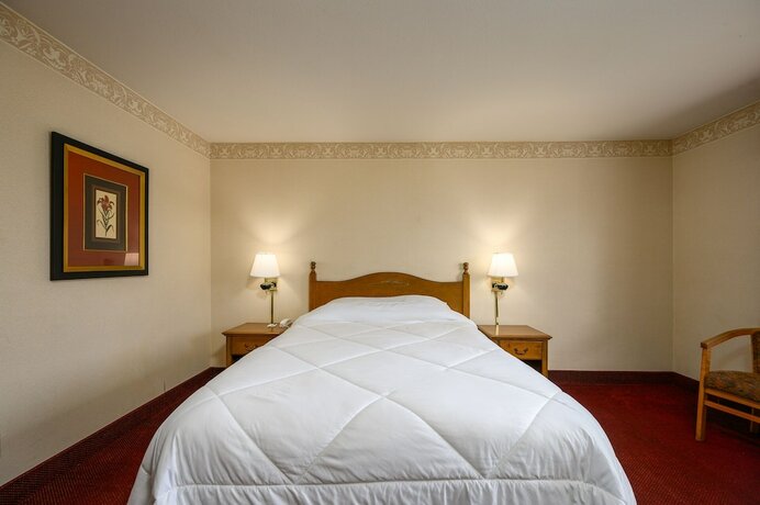 Imagen de la habitación del Hotel Three Rivers Inn, Sedro-Woolley. Foto 19