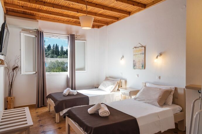 Imagen de la habitación del Hotel Three Seasons Resort. Foto 22