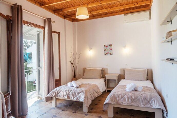 Imagen de la habitación del Hotel Three Seasons Resort. Foto 24