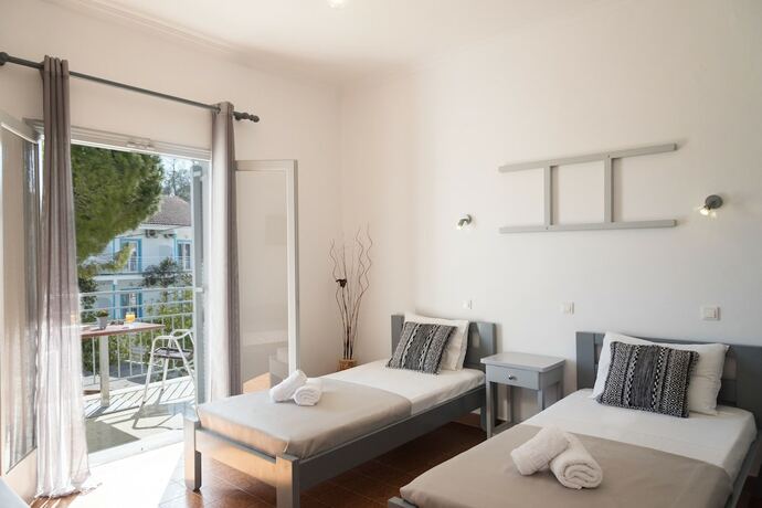 Imagen de la habitación del Hotel Three Seasons Resort. Foto 28