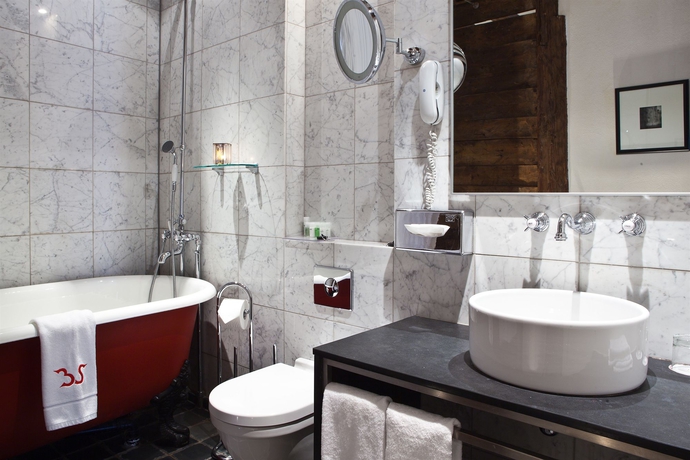 Imagen de la habitación del Hotel Three Sisters. Foto 5