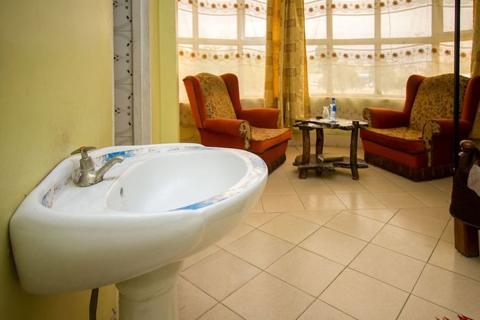 Imagen de la habitación del Hotel Three Ways and Restaurant. Foto 10