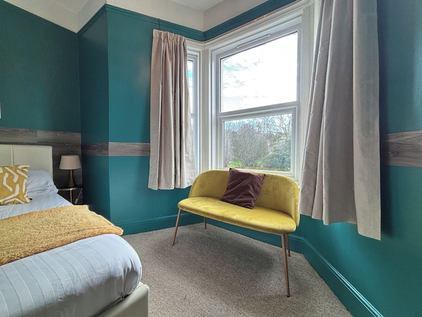 Imagen de la habitación del Hotel Three palms. Foto 14