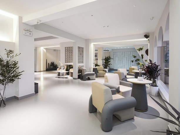 Imagen de los interiores del Hotel Three-Colored Cloud River. Foto 15