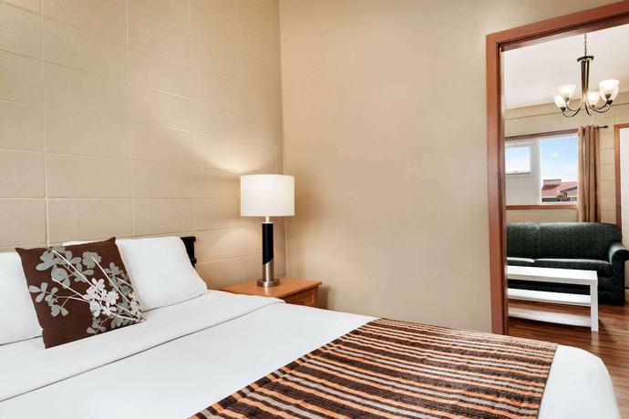 Imagen de la habitación del Hotel Thriftlodge Edmonton. Foto 10