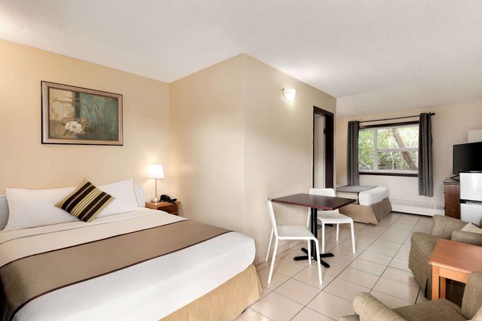 Imagen de la habitación del Hotel Thriftlodge Edmonton. Foto 13
