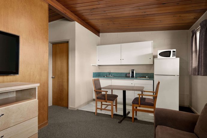 Imagen de la habitación del Hotel Thriftlodge Moose Jaw. Foto 5