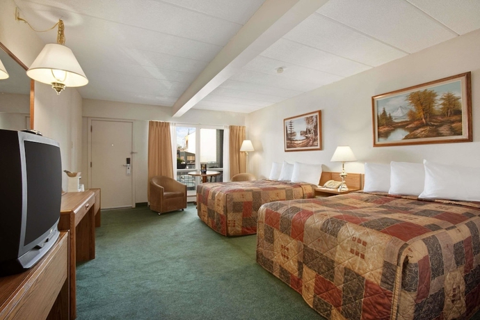Imagen de la habitación del Hotel Thriftlodge Niagara Falls at the Falls. Foto 12