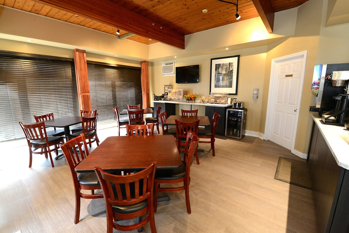 Imagen del bar/restaurante del Hotel Thriftlodge Saskatoon. Foto 4