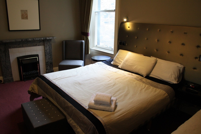 Imagen de la habitación del Hotel Thrums Edinburgh. Foto 11