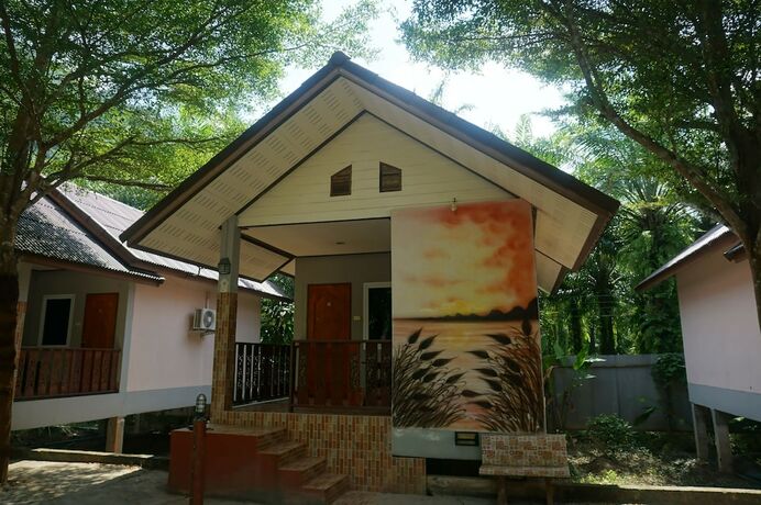 Imagen de la habitación del Hotel Thumneab Guesthouse. Foto 19