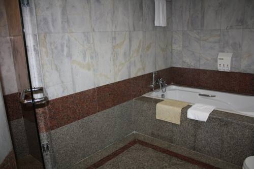 Imagen general del Hotel Thumrin Thana. Foto 21