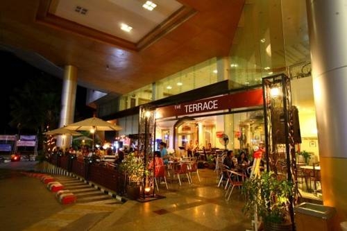 Imagen general del Hotel Thumrin Thana. Foto 24