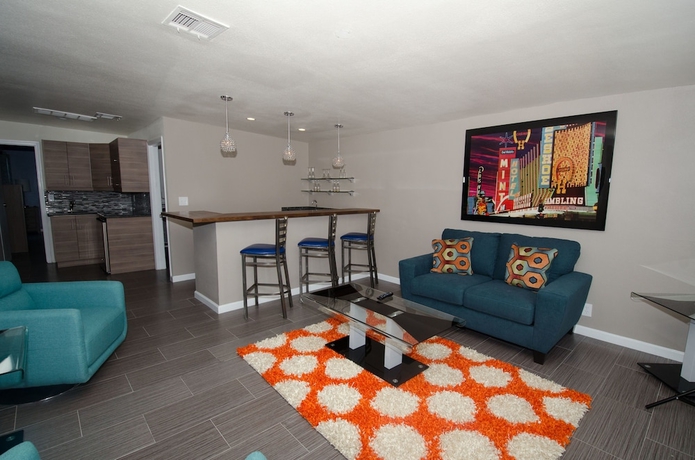 Imagen de la habitación del Hotel Thunderbird. Foto 7