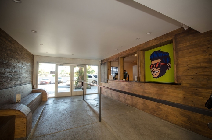 Imagen de los interiores del Hotel Thunderbird. Foto 18