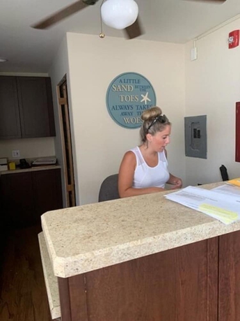 Imagen de los interiores del Hotel Thunderbird Motel. Foto 19