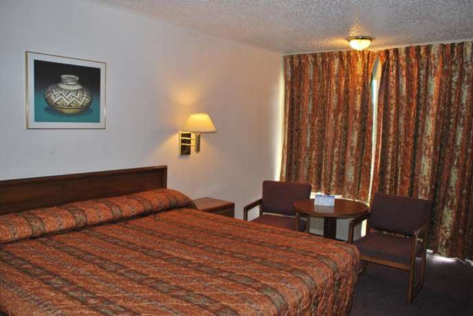 Imagen de la habitación del Hotel Thunderbird Motel Hillsboro. Foto 8