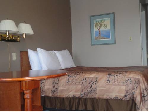 Imagen de la habitación del Hotel Thunderbird Motor Inn, Duncan. Foto 12