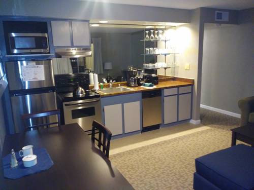 Imagen de la habitación del Hotel Thunderbird Resort Club. Foto 2