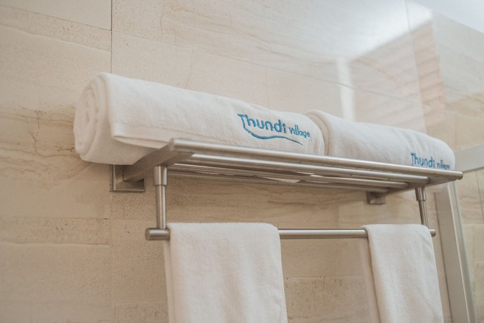 Imagen de la habitación del Hotel Thundi village and spa. Foto 9