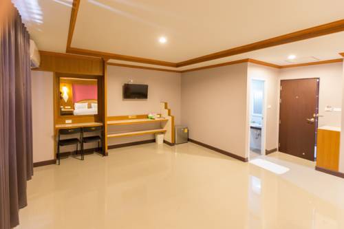 Imagen de la habitación del Hotel Thungtawan. Foto 11
