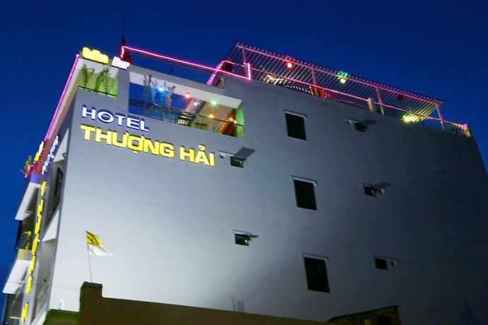 Imagen de los interiores del Hotel Thuong Hai. Foto 19