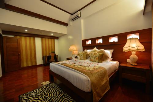 Imagen de la habitación del Hotel Thurizza. Foto 3