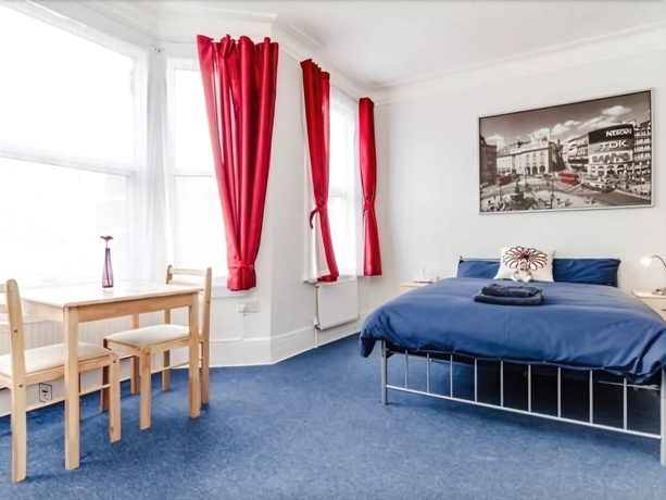 Imagen de la habitación del Hotel Thurlow Gardens Guest House. Foto 18