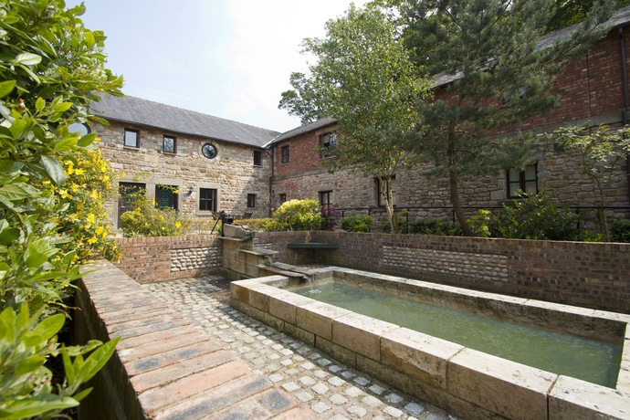 Imagen de los exteriores del Hotel Thurnham Hall Resort. Foto 7