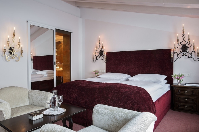 Imagen de la habitación del Hotel Thurnher's Alpenhof. Foto 4