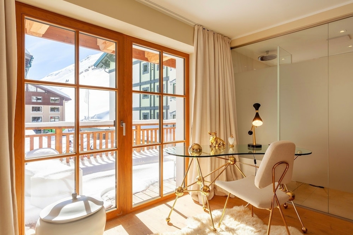 Imagen de la habitación del Hotel Thurnher's Alpenhof. Foto 12