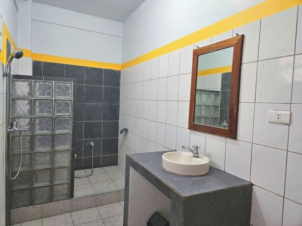 Imagen general del Hotel Thyesza. Foto 9