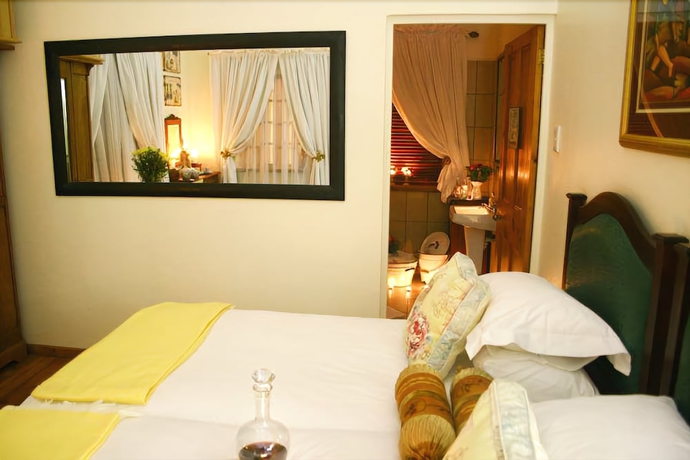 Imagen de la habitación del Hotel Thylitshia Villa. Foto 8