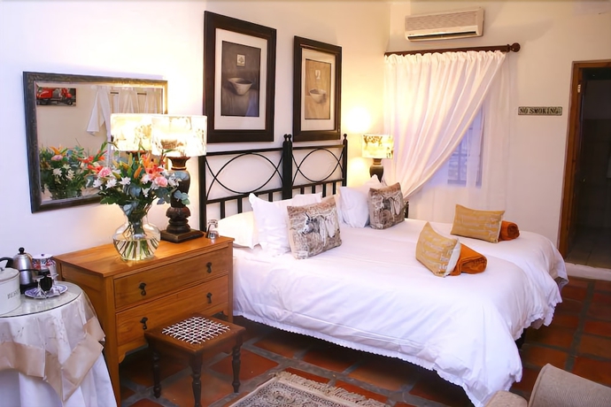 Imagen de la habitación del Hotel Thylitshia Villa. Foto 13