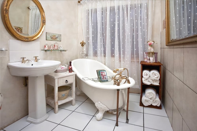 Imagen de la habitación del Hotel Thylitshia Villa. Foto 16