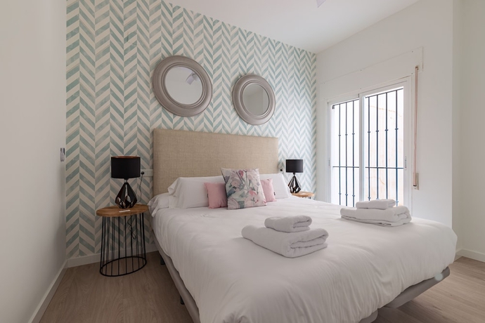 Imagen de la habitación del Hotel Thyssen Boutique Apartments Caleta Homes. Foto 11