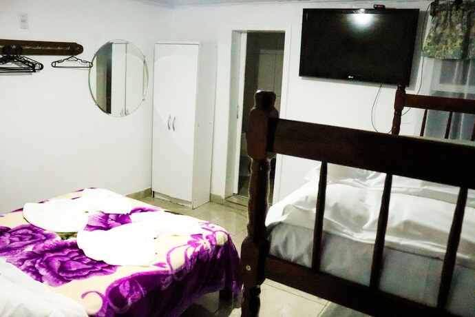 Imagen general del Hotel Tia Leonor. Foto 8