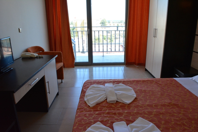 Imagen de la habitación del Hotel Tia Maria. Foto 10