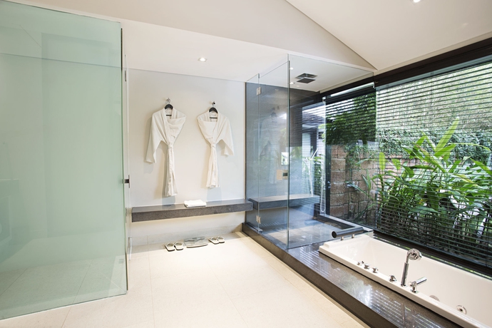 Imagen de la habitación del Hotel Tia Wellness Resort. Foto 7