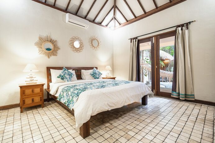 Imagen de la habitación del Hotel Tír na nÓg Beachfront Resort. Foto 18