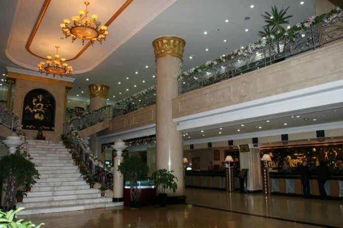 Imagen de los interiores del Hotel Tian Nian Ge. Foto 4