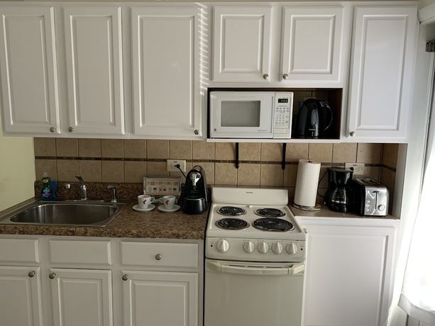 Imagen de la habitación del Hotel Tiana Beach Inn. Foto 14