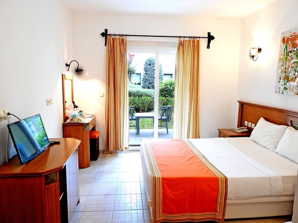 Imagen de la habitación del Hotel Tiana Beach Resort - All Inclusive. Foto 2