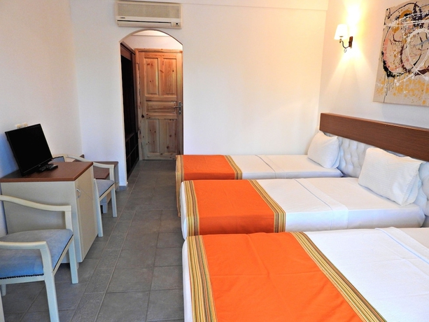 Imagen de la habitación del Hotel Tiana Beach Resort - All Inclusive. Foto 5